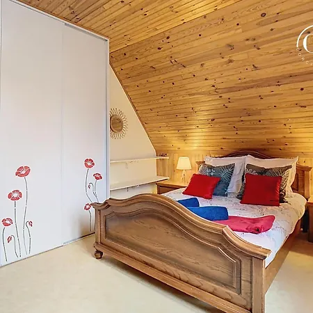 Au Murmure De L Eau Holiday home